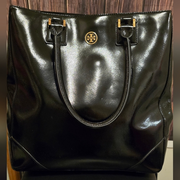 Tory Burch Handbags - Tory Burch tote purse